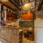Rustical Kokori I Shared Pool - One Bedroom 度假居 *