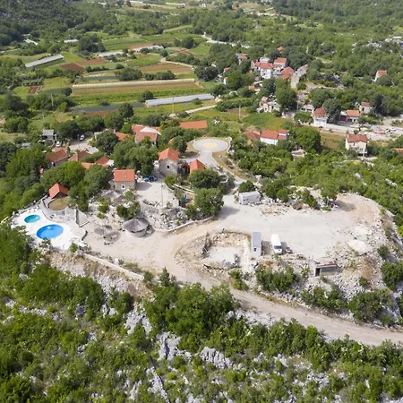 Tatil Evi Rustical Kokori I Shared Pool - One Bedroom *