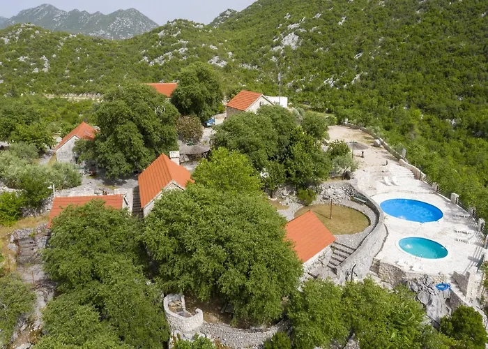 Tatil Evi Rustical Kokori I Shared Pool - One Bedroom Vrgorac