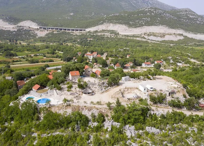 Rustical Kokori I Shared Pool - One Bedroom *