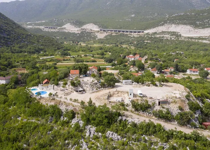 Rustical Kokori I Shared Pool - One Bedroom *